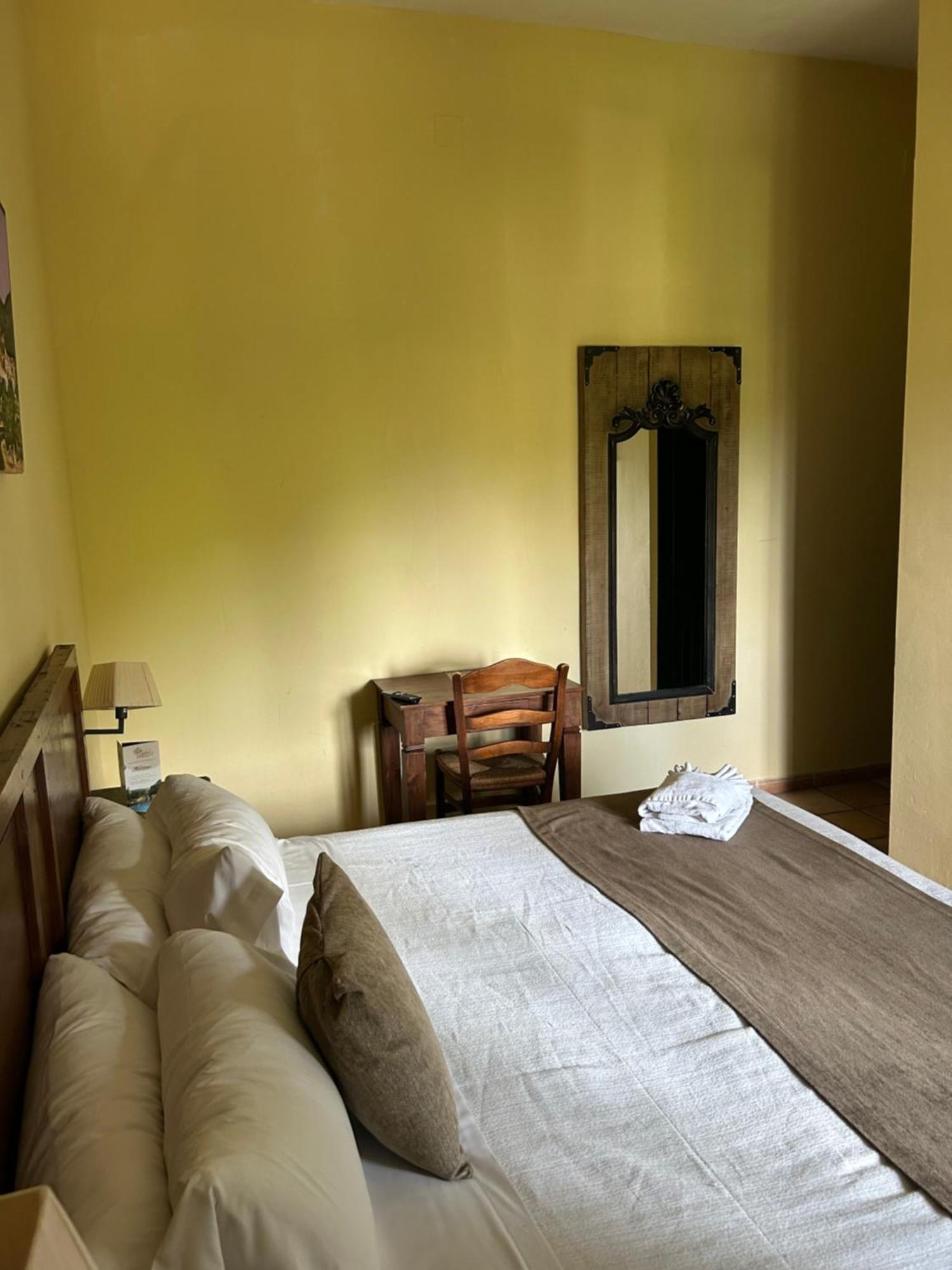 Hotel Rural Castillo De Biar Finca Fanecaes Extérieur photo